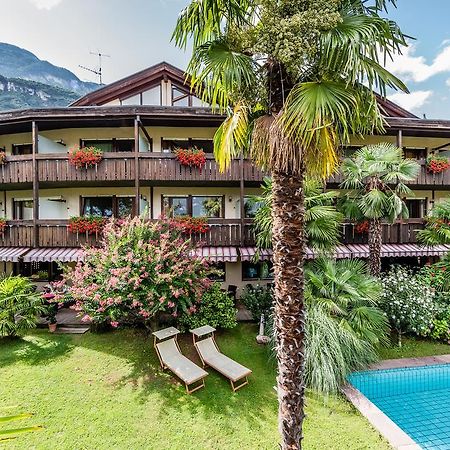 Hotel Arndt Termeno Kültér fotó