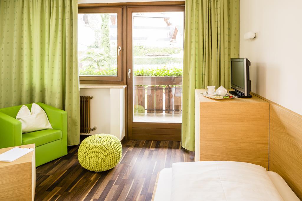 Hotel Arndt Termeno Kültér fotó